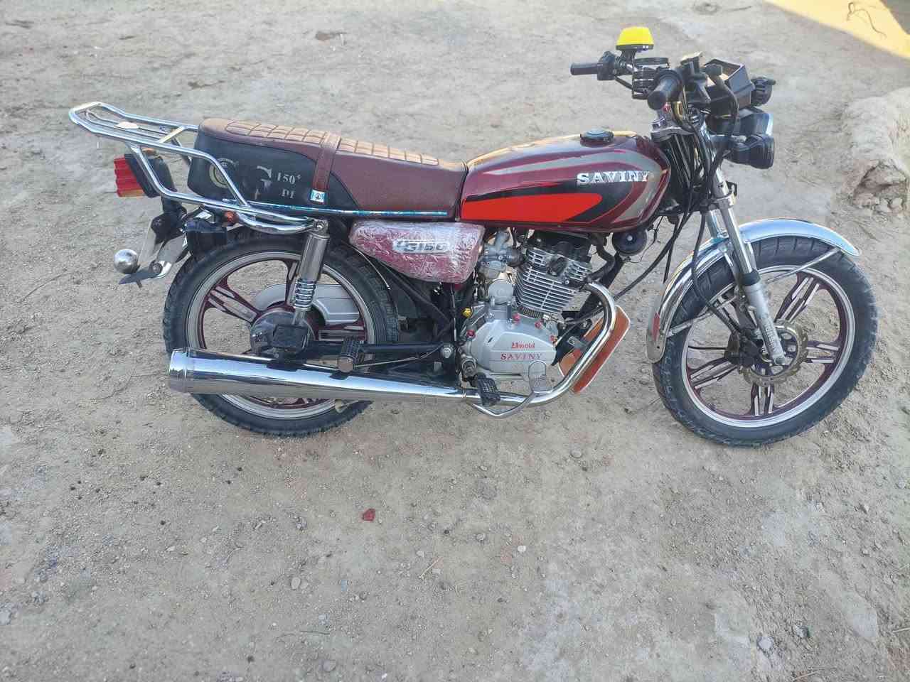 🟦سلام عليكم 
دراجه سفان ايراني للبيع ⬇️✅

موديل 2021 تايرات جدد 

كرهباءيات كامله ما ناقصه شي 

دراجه بيه شلعه حلوه وخير من الله 

محرك ما مفتوح ونضيف جدا اوراق اصولي وعندي استنساخ امشي بيه بصيطرات دراجه ناعمه وخير من الله نضافه ميه بلميه🆕 وشوفت عينك 💲550 وبيه مجال قليل  السعر  مكان بغداد سريع الدولي الجسر السابع 📞📞الاستفسار الاتصال على الرقم ***********
