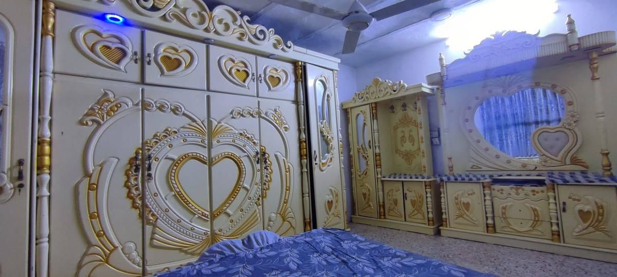 السلام عليكم
غرفة نوم عراقية وشغل عراقي قوي 
الغرفة نضيفة جداً 
السعر 1800 ( مليون وثمنمائه) 
مكاني بغداد


**إذا كنت صاحب هذا الإعلان وتريد حذفه لأي سبب، رجاءا أرسل رسالة إلى الدعم الفني**