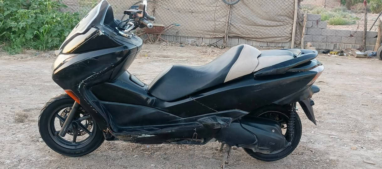 فورزه 010 جهازه بكل وقت لايت زنون دراجه  دبلات محرك ناعم سعر 750 مكاني ناصريه قضاء الدوايه ***********
