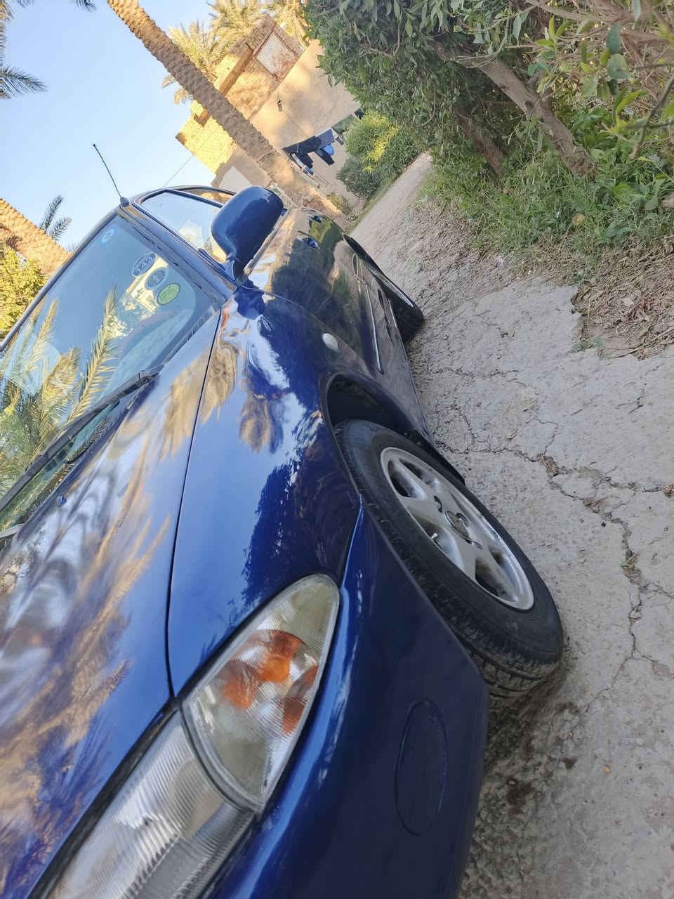 بروتون ٢٠٠٥ أوتو مصبوغه عام للجماليه بدون ضربه سنويه لل٢٩ كير شرط كصه جديد  مسجل شاشه كهربائيات كامله محرك ينقص قليل تبريد شغال بي كلج واكف فقط صدر وسط ٤٣ قفل بدون عمل  ***********  اتصال او واتساب
