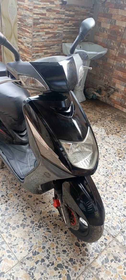 سلام عليكم دراجة سكنس 140 للبيع مكاني حي السفير  دراجة نظيفه تشغل سلف هندر وكهربائيات كلها شغالة دراجة مابيها نقص سعر 550 الف وبيها مجال بسيط الرقم (***********)
