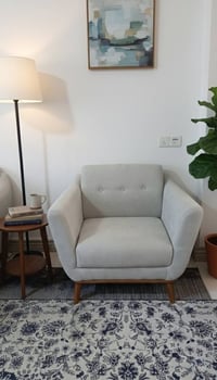 كرسي طبي • خشب زان • الدورة حي الشرطة