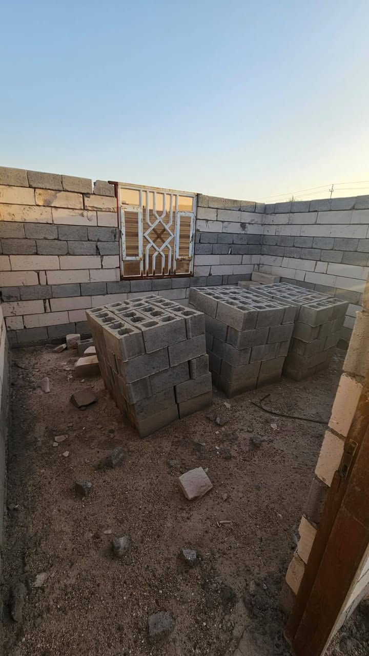 السلام عليكم
قطعة أرض مساحتها 1400م طابو زراعي مشترك على الشط في قضاء أبي الخصيب على طريق الفوك قرب شارع باب طويل، للتواصل مع صاحب الأرض *********** + بيها مجال بسيط للسعر110مليون

