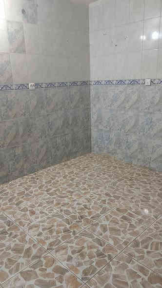 للايجار في السيدية لدى مكتب الكرم للعقار
مشتمل طابق ارضي المساحة 100م يحتوي على
غرفة كبيرة 5*5
وصالة ومطبخ وصحيات 
بديل الايجار 700
للاستفسار مراجعة مكتب الكرم  للعقار 
او الاتصال على الارقام التاليه 
***********
