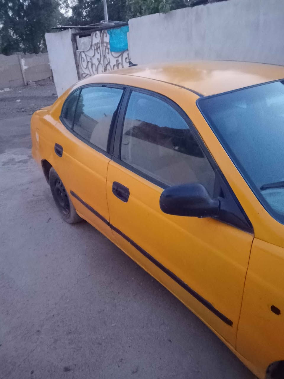 يا الله ...
دايو لكنزا 1999
كير ومحرك فكتره ..
سياره جف تراب
سعره15ورقه 
رقم *********** كركوك, العراق
