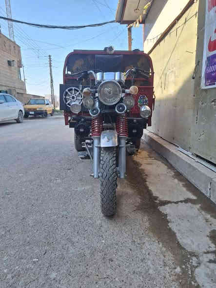 السلام عليكم ورحمة الله وبركاته 

ستوته موديل ٢٠١٧ مكمركه 

بديه٢٥ صدرها ٢٥

اوراقها كامله 

ستوته نضيفه كلش وخير من الله
***********
