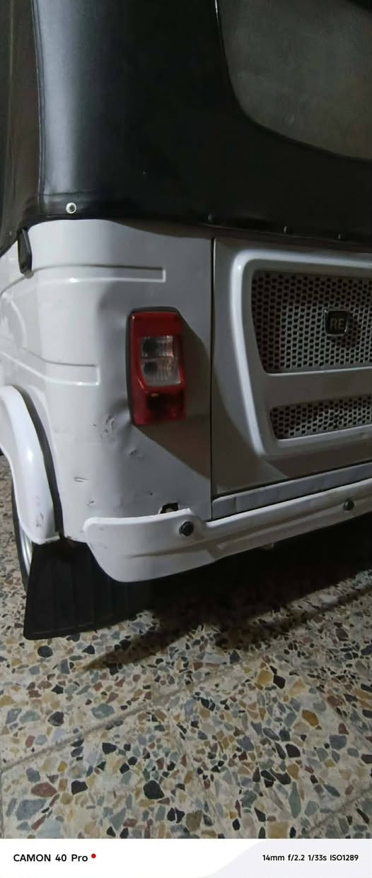 سلام عليكم شباب عدي تكتك للبيع ٢١شهر١٢بيهه دوس وبارد مضح بل صور رقم بغداد إنكليزي السعر ٧١٠٠ول موشراي لا يخابر ويتعبني بغداد الحسينية ***********
