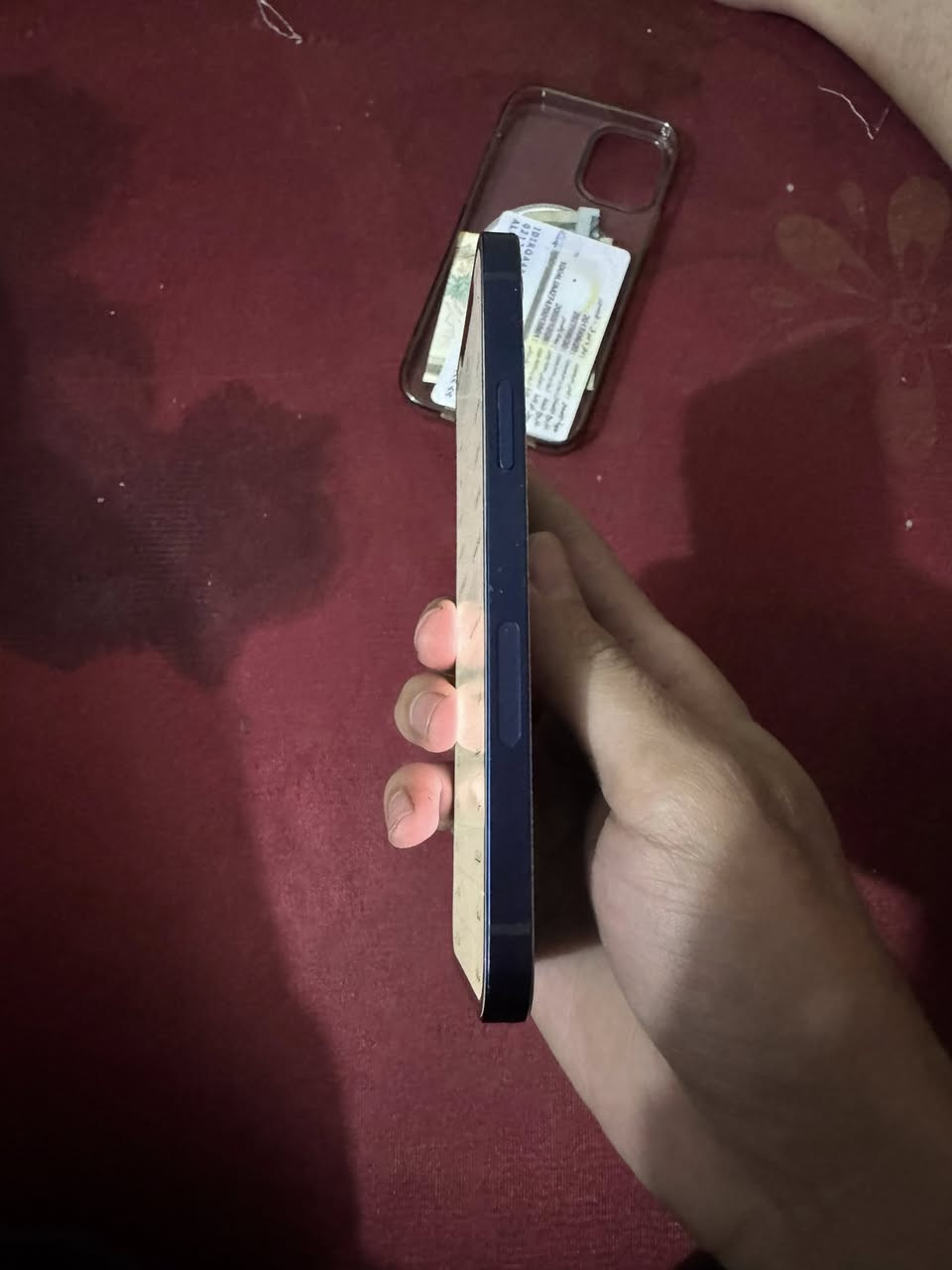 ايفون 12 ذاكره 128 بطاريه 96فقط ضهر مفطور ومغلفه تغليف فول الله شاهد فطر فقط قفله 325 من الاخير لاتعبني رجان تصال فقل وتساب بغداد ***********

