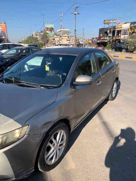 من رخصت الادمن

السلام عليكم حبايب
سيراتو 2010
نص فول 
خليجي
مبدل صندوك
السيارة بسم ولد كردي يحول بورقتين
ورقم قديم (معاملة)
وعليها مخالفات ( مليون واربعمية) 

(مكان السيارة حي الجهاد /العامرية)

المهم حبايب ذني كلهن على اليشتري 
السعر 70 
الاتصال 0770 031 7482
