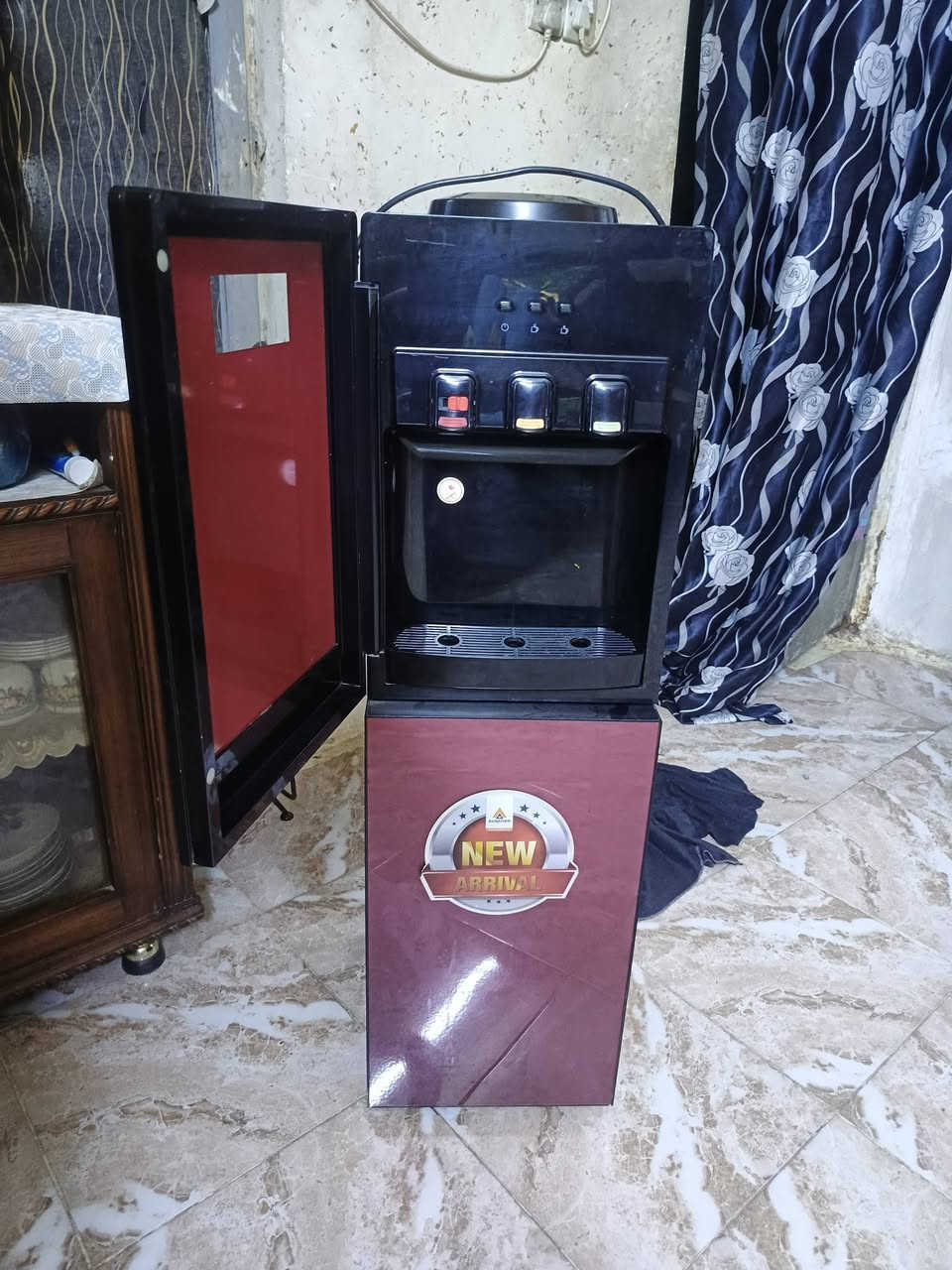 السلام عليكم جهاز جري وبراد للبيع  واتساب فقط ***********
عنواني بغداد الصليخ
