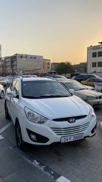 توسان • ٢٠١١ • مكينة ٢٠٠٠