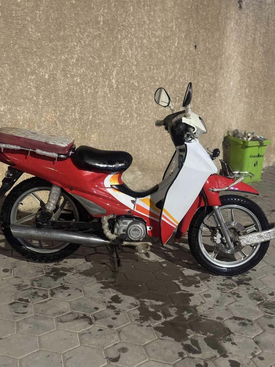 ب 600 وبي مجال بسيط
بلاد  مكاني صلاح الدين بلد ***********
