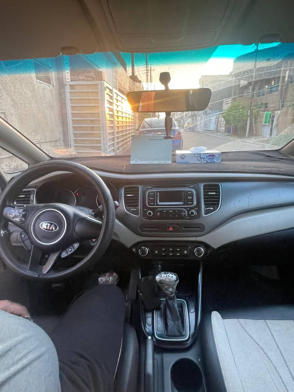 السلام عليكم مكلف بلنشر رقم صاحب السيارة*********** كيا كارنز خليجي الدولية موديل 2016 للبيع فقط عنوان بغداد الغزاليةالسعر 13500دولار
