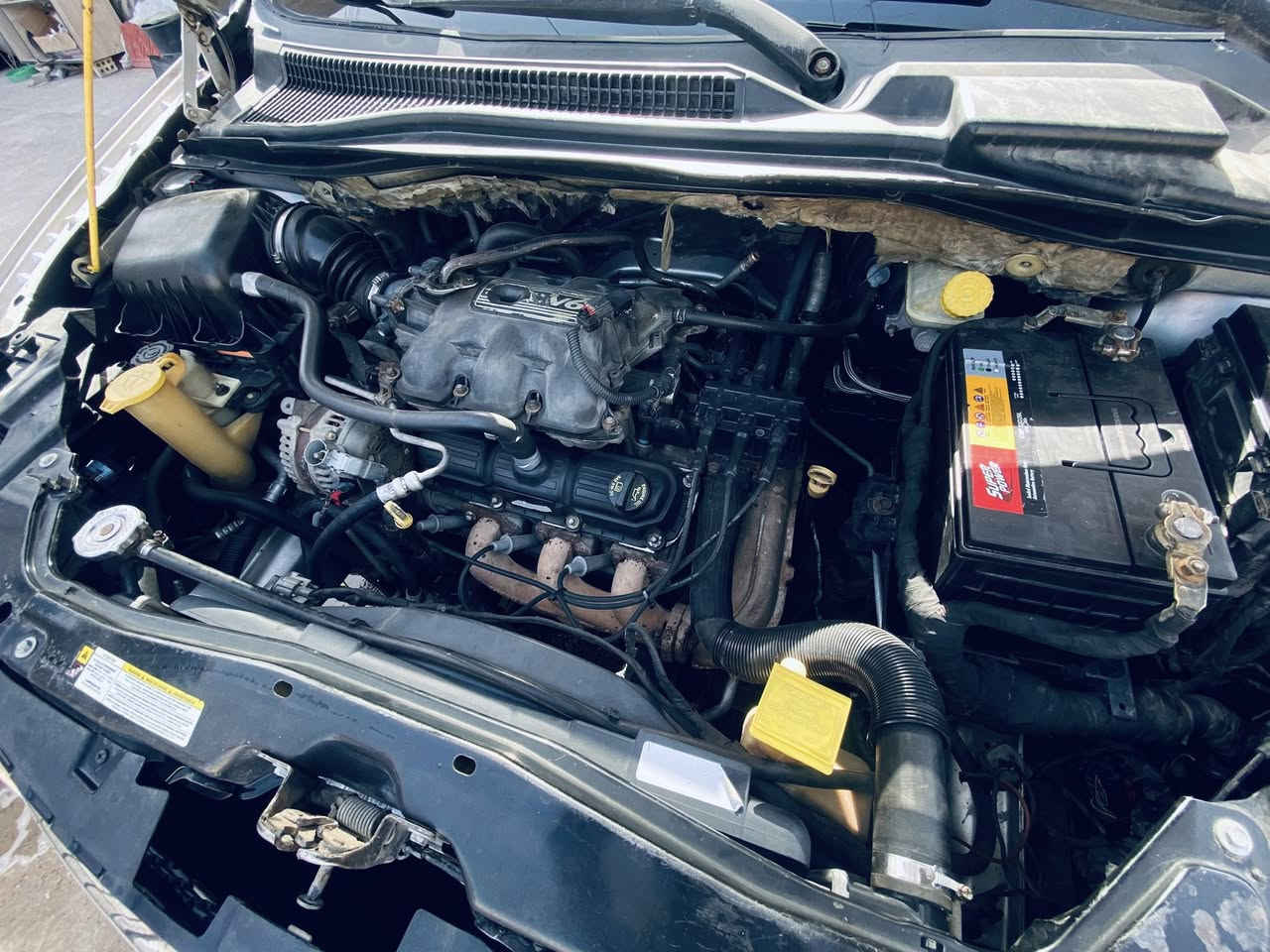 سلام عليكم
دوج كرفان موديل 2008محدثه 2020  قطع اصليه  

رقم بغداد سنويه جديده ارقام نكليزي ب اسمي 

السياره كلين بدون حادث فقط صبغ 3قطع فقط!

السياره بلاديه كهربائياتها كلها ع وضعيه الشركه 

منضومه تبريد جديده باتري جديد برغي مناقصها
 شاشه مال 2017+بلوتوث +UAX كشنات كهرباء 
 كشنات سياحي بلع تبريد 3قطع ثلاجة 
 نواقص كلش بسيطه  سعر 95 وبيها مجال بسيط *********** مكاني بغداد الزعفرانيه
