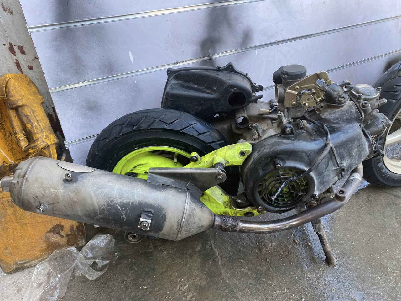 سلام عليكم شبابنه تزويد عام سكنس ثعلب جبلي كلشي موجود ماكس فلاوين صدر دبلات صالنصات خير من الله كفر فحل بس تعبان شويه عضمه فراك قطره كلشي موجود وتصليح كافه دراجات مكينه ثعلب كامله للبيع فشك ماكس فشك سكنس روله كلشي موجود مكاني بغداد شعب ***********
