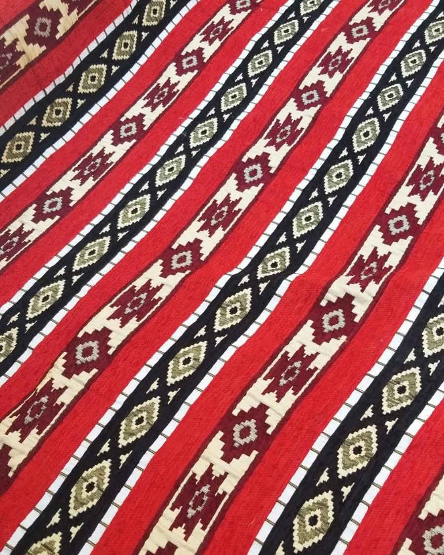 كوبلان صوف شانيل السوري ثقيل
عرضه 180 خياط جلسات رمضانيه حسب الطلب
يوجد توصيل لجميع المحافضات


**إذا كنت صاحب هذا الإعلان وتريد حذفه لأي سبب، رجاءا أرسل رسالة إلى الدعم الفني**