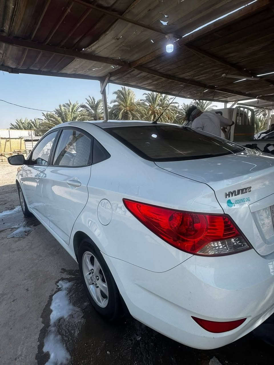 السلام عليكم اكسنت موديل 2013 محرك 1600 السيارة تبريد ثلج تحكمات ستيرين بيها فقط  باب السايق وخلف السايق تكحيل وبارد
السعر 107 ***********
