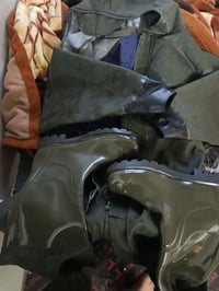 07517587615 بدلة مطرية كاملة سعر 30 جديدة