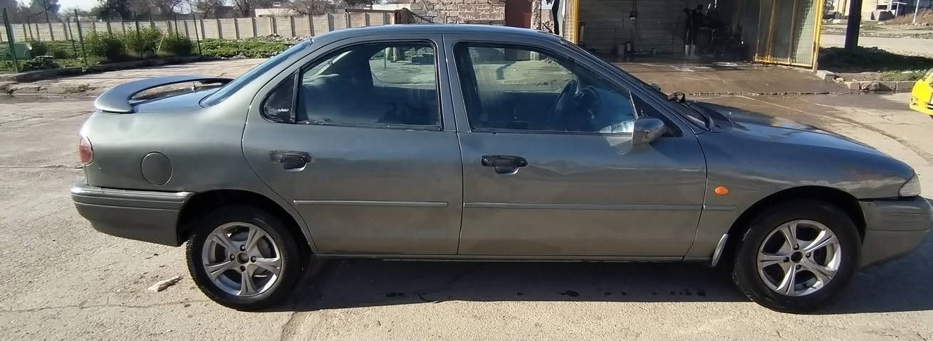 السلام عليكم  فورد مونديا موديل 1993

صبغ عام جمالية 

رقم نينوى انكليزي سنوية 2030 بأسمي

التحويل ثاني يوم مكان جنوب الموصل

سعر 35 وبي مجال 

***********
