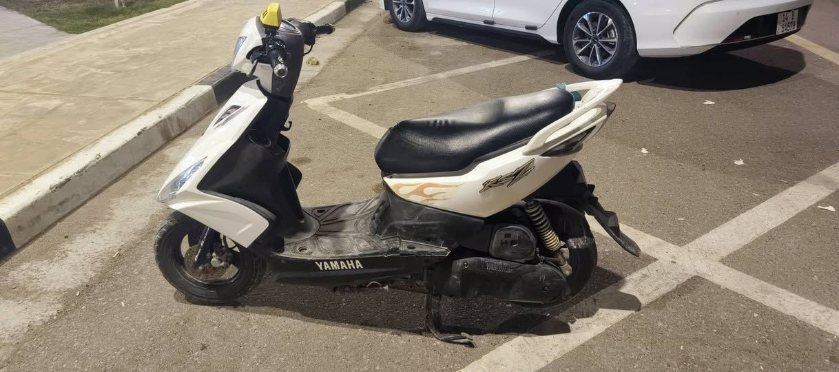 دراجه ماكس مضلع دراجه نضيفه  وشرط برغي مامفتوح على حالت الوكاله ورقت الوكي بيها دراجه مامفتوحه شرط جيب مصلح وتعال فحص دراجه رمبه وكاله وشرط وصارلها شهرين من طالعه من الوكيل دراجه كلشي شغاله سلف عداد طوافه بانزين يعني نضيفه دراجه وكلشي شغال  الايتات زنون شاير كلشي شغال ومكاني البصره الصمعي وسعرها 850 وبيها مجال تواصل ***********
