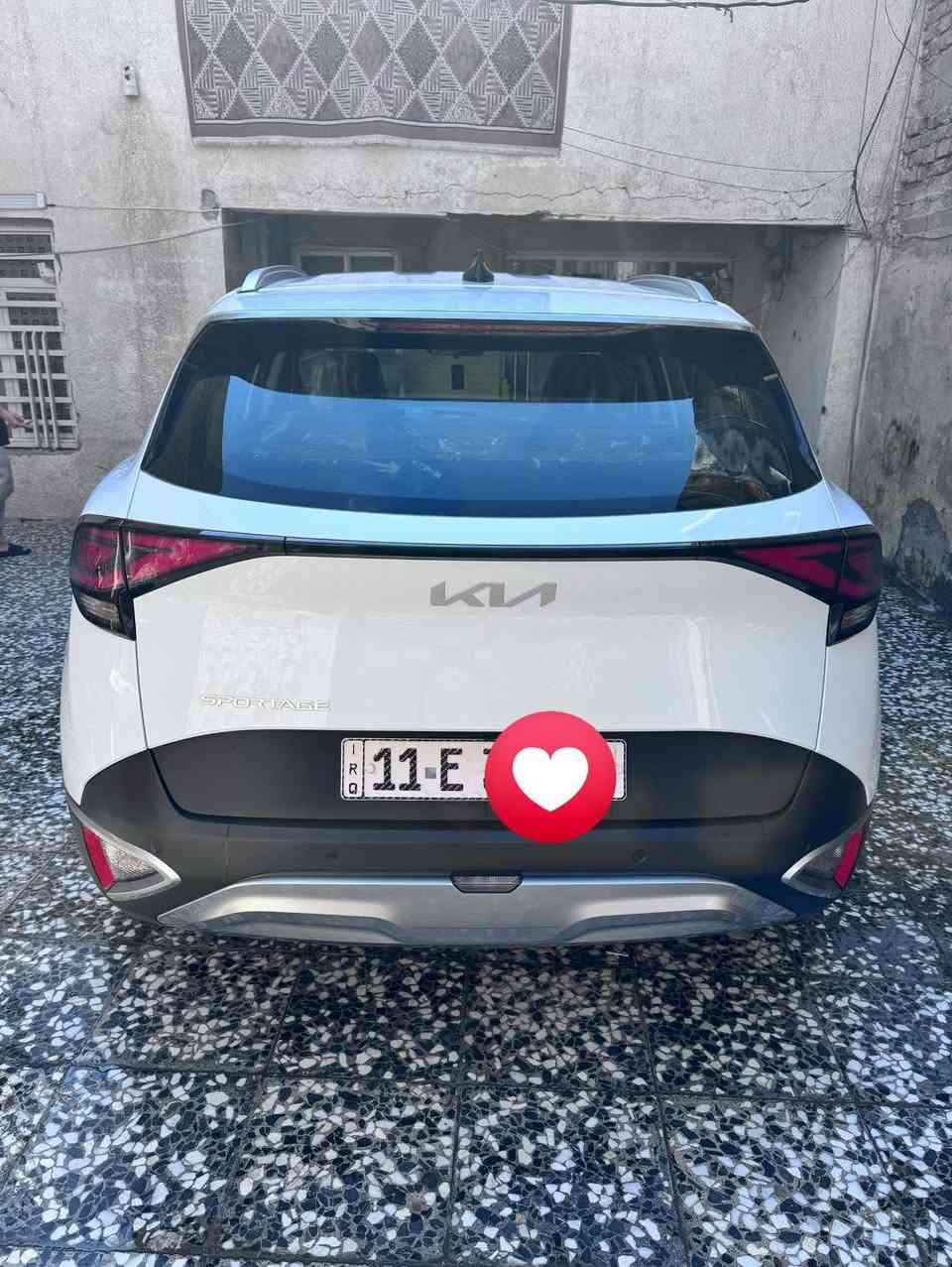 السلام عليكم للبيع كيا سبورتج موديل 2024
خليجية كافالة عامة شرط السونار بدون رصعة وشخط

السيارة وضع  شركة ستخدام شخصي 

ماشية 18

السيارة رقم بغداد بسمي

مكينة حجم 2000دوش

مواصفات 

شاشة دجتل متصل 

كشنين كهرباء
كشنات تدفئة ستيرن تدفئة

بصمة ابواب وتشقيل 

كامرة دوارة

اريل افديشن

تحكم مقود جهتين

لد امامي خلفي 

مود درايف ويكو

قطعتين تبريد

شاحن واير ليس

حساس خلفي امامي

ويل كب 19

5 ويل كب

اشاير بل مري ومري شفط

سايد بريك بصمة 

السعر 222

العنوان بغداد مدينة الصدر شارع الاورفلي

***********
