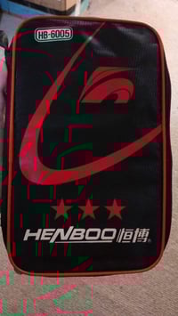 مضرب منضدة • تنس طاولة