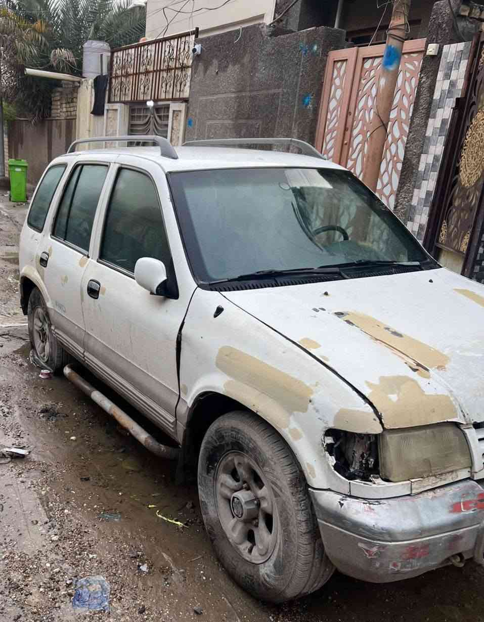 سياره سبورتج موديل 96 السياره باسمي السياره عاطله و واكفه صار لها 6اشهر لأسباب شخصيه للتواصل ***********
