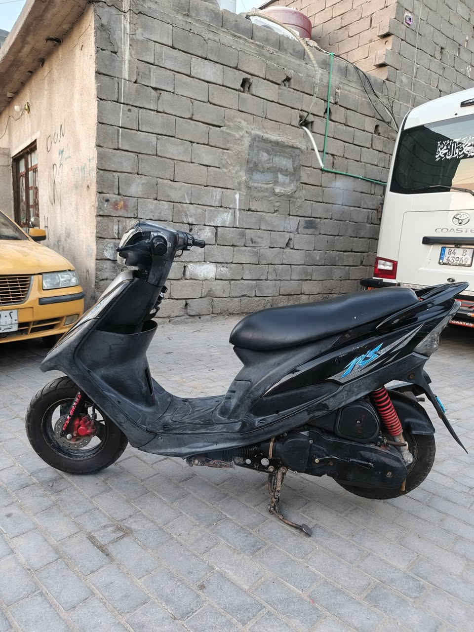 مااكس عدله ياباني 120
دراجه  محرك بلادي فوول نعومه بوشه 49  بلاد شرط الفحص
دراجه فوول ملاح كفرات كله مختمه 
شلعه ومعدل  110 فوول متنكض
كلشي شغال سلف و هندر  كلوبات اشاير  سكنات  عينه عداد السرعه و البانزين كلشي عل بلاد 

احلا من صور بالف مره 
سعر 850 وبيهه مجال قليل 
شراي يتصل
مكاني بصره *********** بس واتساب
السلام عليكم
