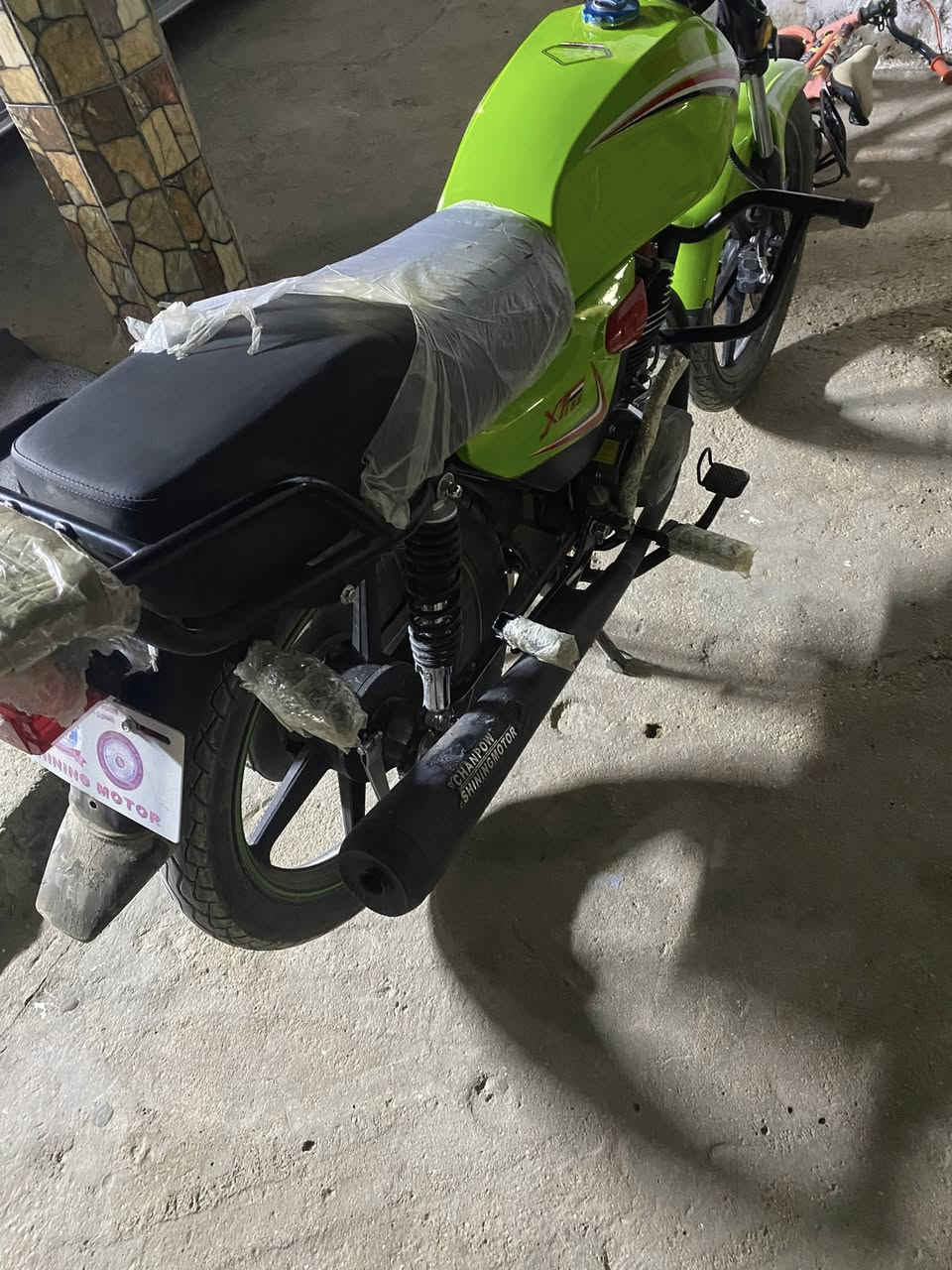 سلام عليكم
لبيع شينك موديل 2025ماصر شي من نشد لماطور بعد شركه مكان حديثه لمو شراي لا يتعبني ***********
