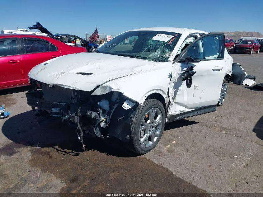 دوج هورنت ٢٠٢٤ هايبرد حاليا بعمان ب75 ورقة 
السيارة تشتغل وتمشي 
للتواصل ***********
