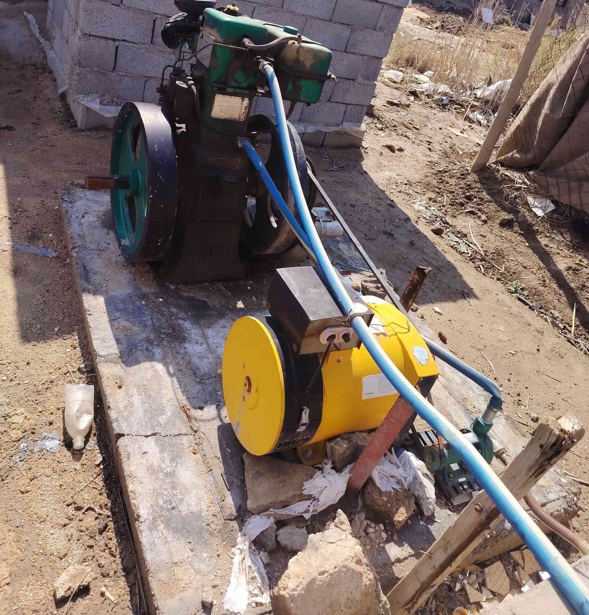 السلام عليكم مولده نوع شاتك 10كيفي استخدام قليل السعر 1200وبيه مجال
***********
