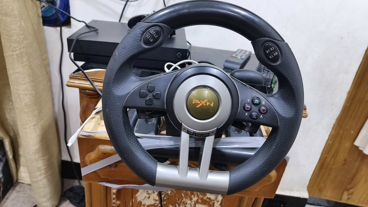 السلام عليكم بلاي اكس 1 اس 1 تيرا وياه دركسون نصف فره السعر 235
البكان بصره قبله تواصل ***********
