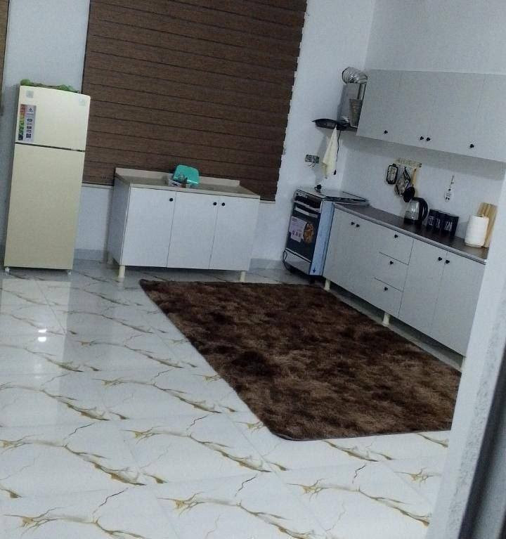 🍃كاونتر mdf 
🍃القياس مترين ارضي وملحق 
🍃مع. سنك متر و20
🍃اذا تحب نضيفلك ملحق فوك السنك اضافه ٧٥ الف
🍃اذا تريد السنك متر ونص اضافه ٢٥ عالسعر 
🍃اذا تحب تضيف فاترينا اضافه ٩٠ عالسعر 
🍃اذا تحب تضيف مجر واحد اضافه ١٠ عالسعر
🍃اذا تحب تضيف تلث مجرات اضافه ٢٥ عالسعر


**إذا كنت صاحب هذا الإعلان وتريد حذفه لأي سبب، رجاءا أرسل رسالة إلى الدعم الفني**