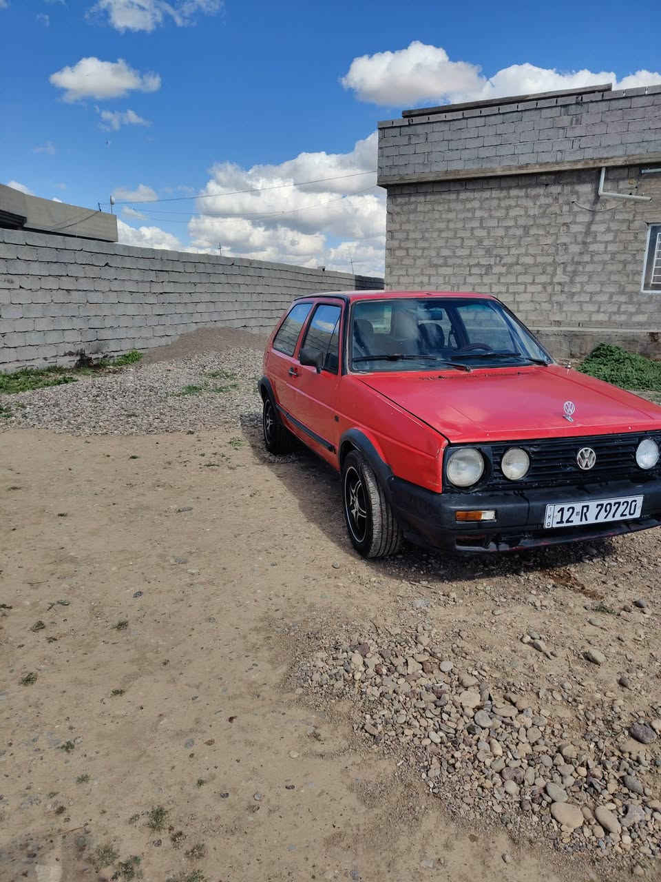 السلام عليكم گولف للبيع گير ومحرك شرط تدفئه تبريد شغال صدر جديد دبلات تايرات ما ناقصه اي شي رقم نينوى دولي شرط التحويل السعر 20 والشراي يتصل ***********
