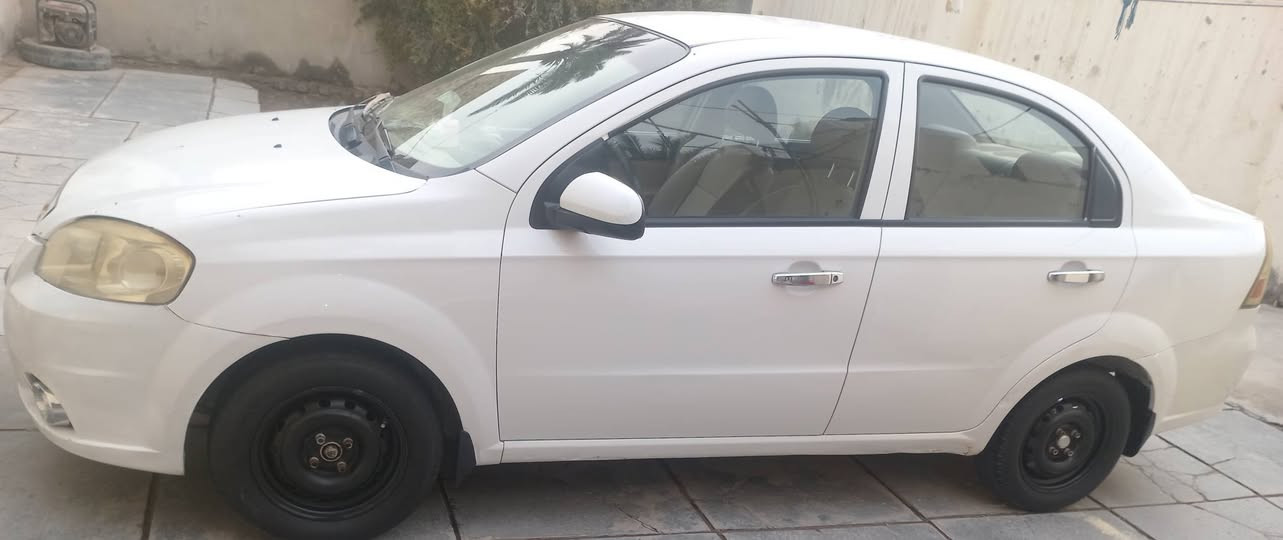 السلام عليكم من رخصة الاخ ألآدمن  
افيو  2010 خصوصي ابيض اللون للبيع
رقم قادسية مشروع وطني بأسم صديقي 
تدفئة تبريد تخم تاير باتري جديد 
مكينة المفتوح المرغوب 
مكينة وگير مكفولات 
بيه 4 قطع صبغ السونار موجود 
العنوان الديوانية الشافعية 
السعر 68 بيه مجال ***********
