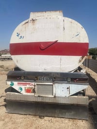 شاحنة • للبيع