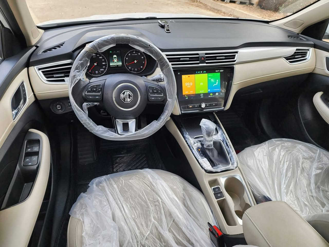 للبيع
سعر 108$
امجي MG 5 موديل 2023 ماشية 17 كيلو متر
محرك 4 سلندر دوش كير اوتوماتيك شرط المحرك والكير السيارة.( بيها حالوب) 
رقم اربيل دولي رقم وهزة وسنويه جديد بأسمي شرط التحويل 
مواصفات : فول فول اعلى فئة 
سلايد روف 
شاشه لمس + بلوتوث + ابل كار بلاي 
اربع كاميرات (360) حول السياره بنضان 3D+حساسات
لايت زنون عالي ناصي + البك لايت LED 
بصمه تشغيل+ بصمه صندوق+ بصمه ابواب 
تحكمات ستيرن + كروز سرعه
مري كهرب + قابله للطي تلقائي + اشاير مري 
كشنات امامي  كهرب لونين + تدفئة 
ويل كب كروم حجم 16 + اربع دسك
هندبريك بصمه + اوتو هولد


**إذا كنت صاحب هذا الإعلان وتريد حذفه لأي سبب، رجاءا أرسل رسالة إلى الدعم الفني**