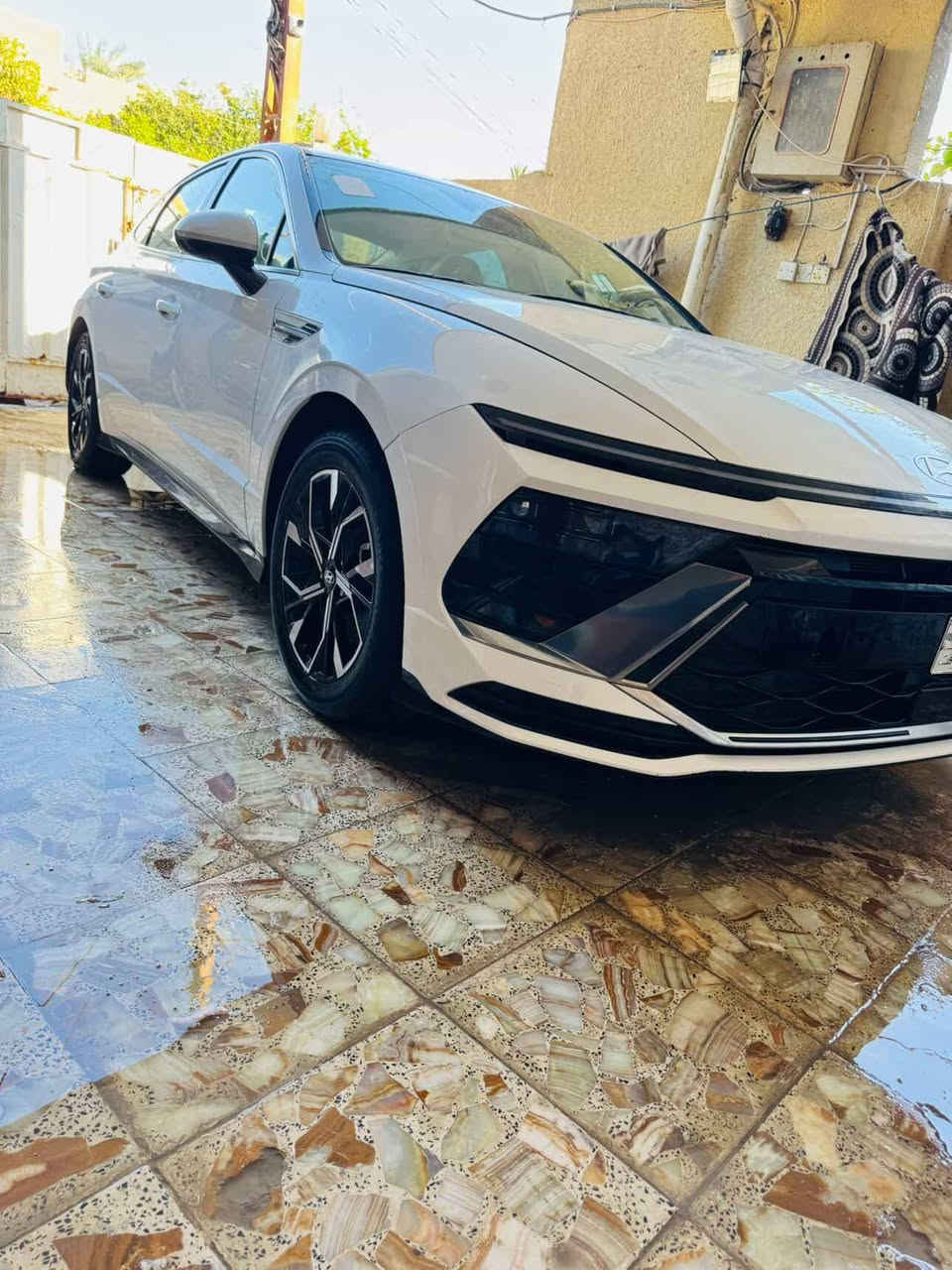 سوناتا وارد أمريكي 2024 دخول جديد بدون رقم تترقم جميع المحافظات 
الضرر فقط حافة بنيد بدون تبديل بدون فتح بدون دواخل السيارة جديدة
ماشية 39ميل ا السعر 193 وبية مجال لعنوان بابل حي العسكري الاستفسار ***********  واتساب موجود
