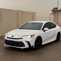 كامري SE • هايبرد • حادث خفيف