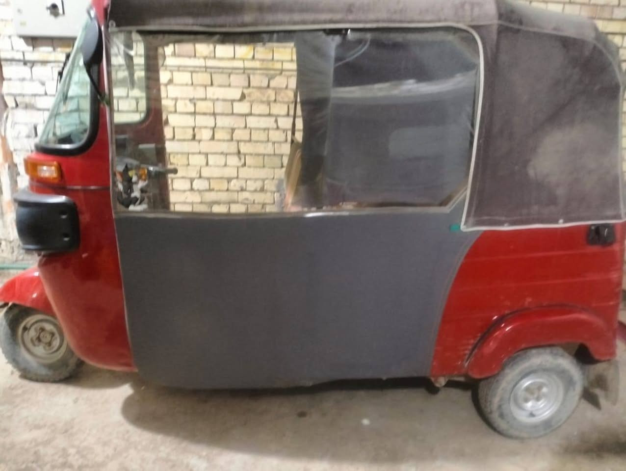 السلام عليكم تكتك موديل 18شهر ١٢ محسوبه على ال19تكتك بسمنه تحويل ثانيوم مكفوله كلهه معمر دوسات بس جيب سمكري وتعال كلبهه  لا بارد ولا شي فقط دوسات مكينه وكير خير من الله كهربائيات شغل وطلع وين متريد سعرهه اتصل وبتئمر امر *********** خاص مامتواجد
