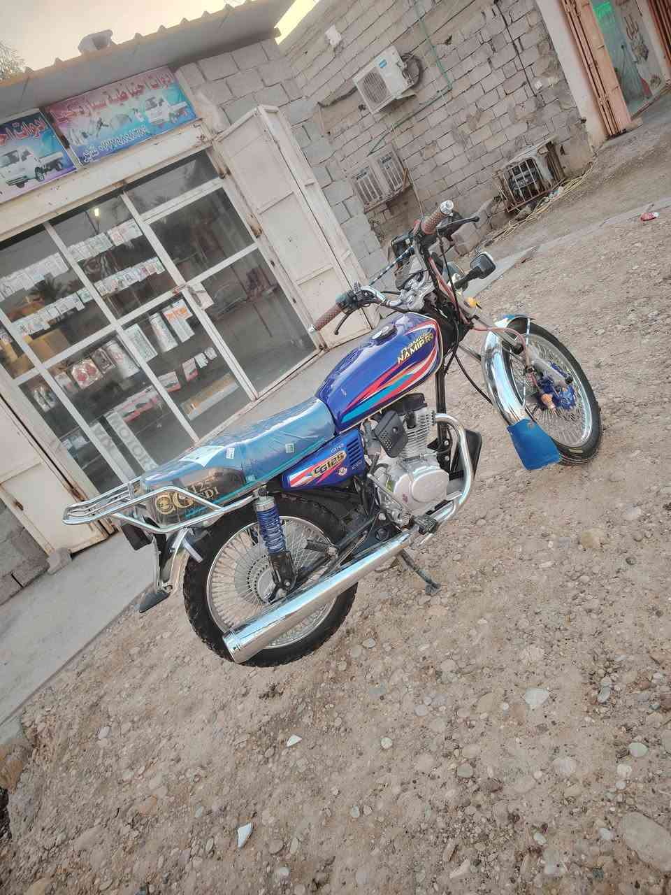 السلام عليكم شباب دراجه تايجر موديل 26 كفاله عام من الويل للويل اي نقص ما بيها مكان ديالى تقاطع الوجيهيه الاتصال على رقم ***********
