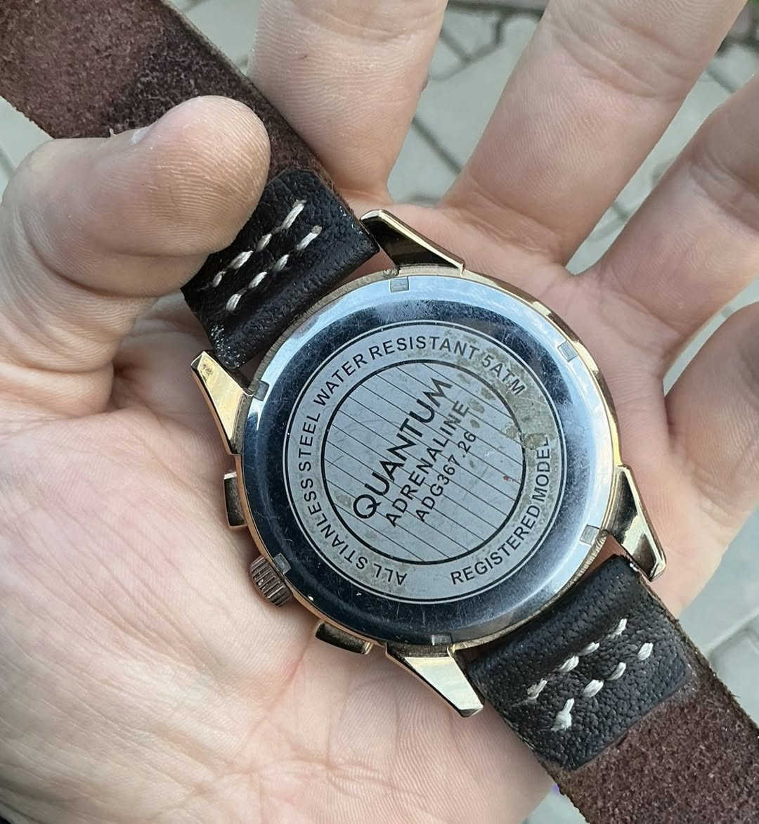 السلام عليكم ساعة QUANTUM ياباني اصلي
ستوب واتش كرونوغراف
سير جلد طبيعي
عقارب وارقام لامينوس
نافذ للتاريخ
قطر 43 44
نظافة تامة
130 الف


**إذا كنت صاحب هذا الإعلان وتريد حذفه لأي سبب، رجاءا أرسل رسالة إلى الدعم الفني**