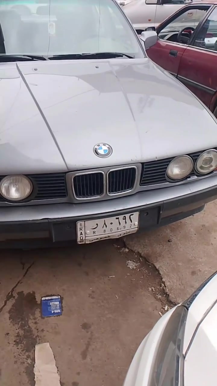 السلام عليكم
بي ام دبليو موديل 91 
باسمي للبيع 
محرك وكير اب شرط  
طخهما نص عمر 
تايات جديد 
السعر 47ببها مجال 
***********
