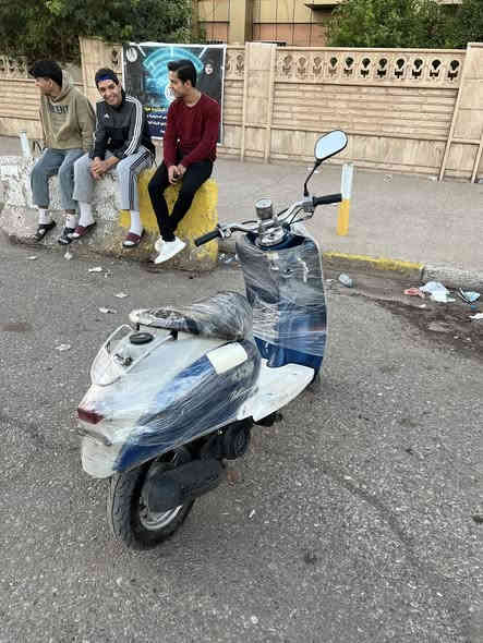 عبد الحليم محرك كبس كابريتر بلادي سلف هندر نكره كل عيب ما بيها جيب مصلح وافحص سعر 325الف بي مجال بصيط ***********
