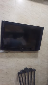 LG • بلازما • ٣٢ بوصة