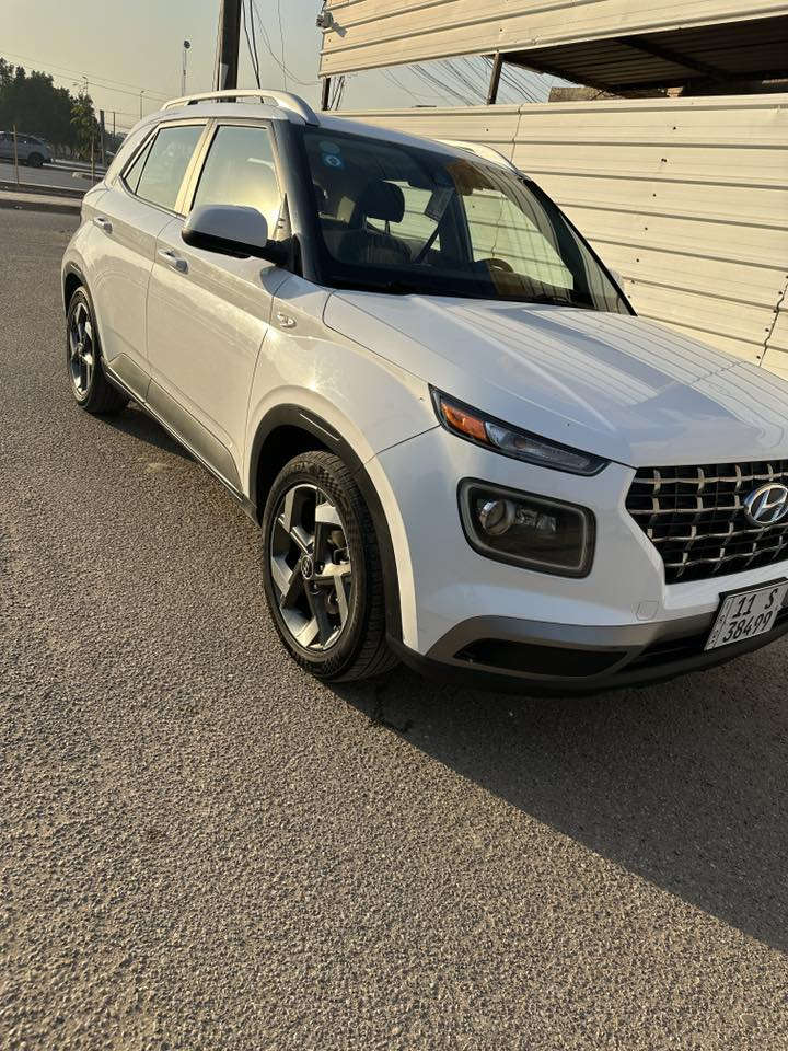 هونداي فينو موديل 2022 ماشيه 42 الف كيلو صور الحادث مرفقه بالمنشور فتحه سقف تحديد مسار رادرات اماميه وجانبيه السعر 137 مجال بسيط للاتصال ***********
