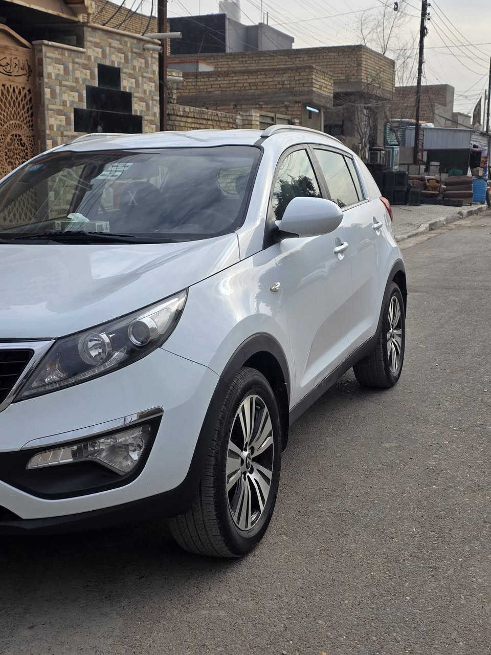 سبورتج خليجي موديل ٢٠١٥  سياره مكفوله كير ومحرك وخير من الله سياره بدون ضرر بيها بارد شي بسيط   ١٥٥ بيها مجال حك الجيه  عنواني بغداد الحسينيه. للاستفسار الاتصال 
 ***********
