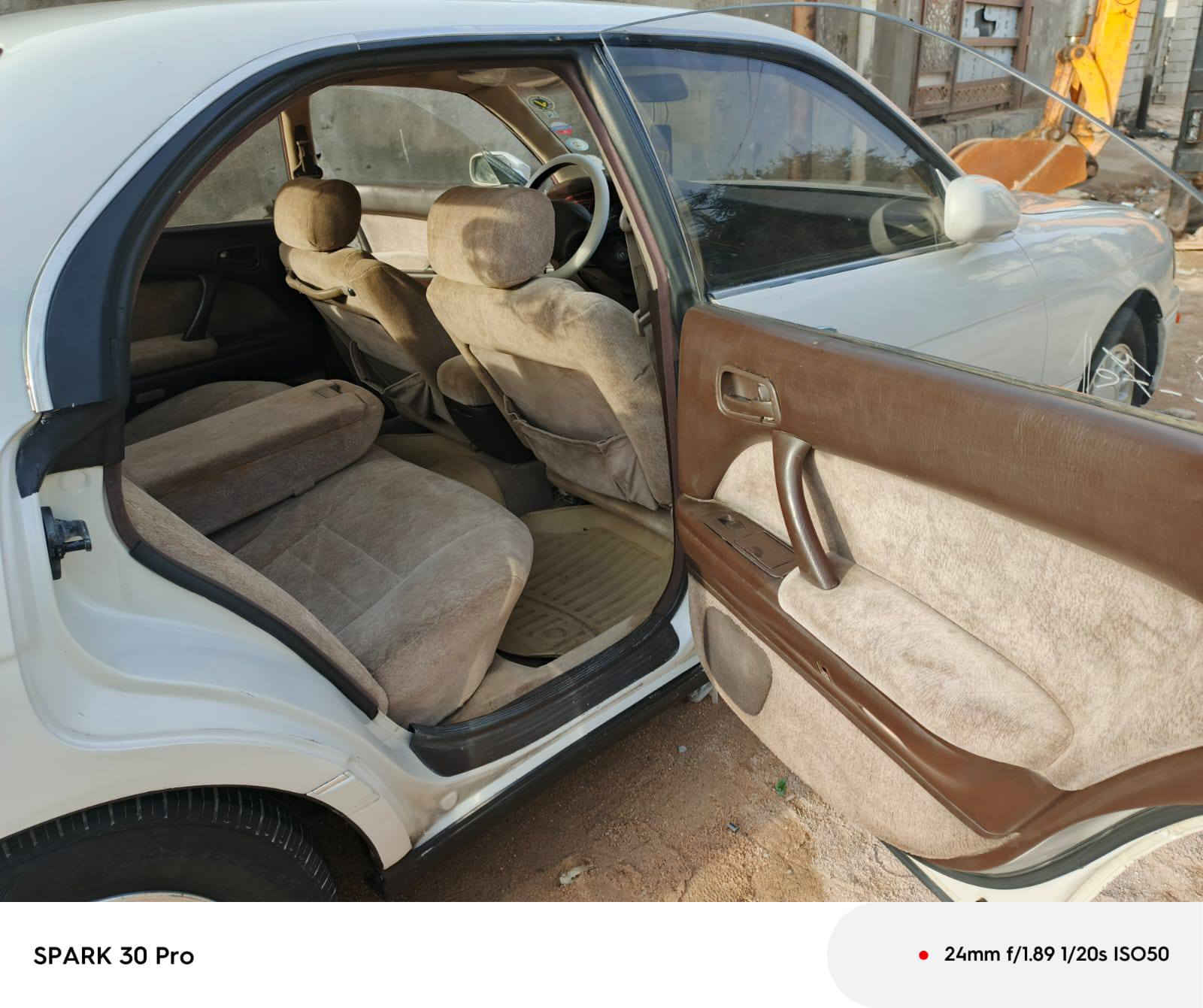 سلام عليكم بطه للبيع كفاله عامه صبغ جماليه فقط سنويه مامنتهيه رقم بصرة نكليزي بسمنه السيارة المكان بصرة سعر ٦٣.       ***********
