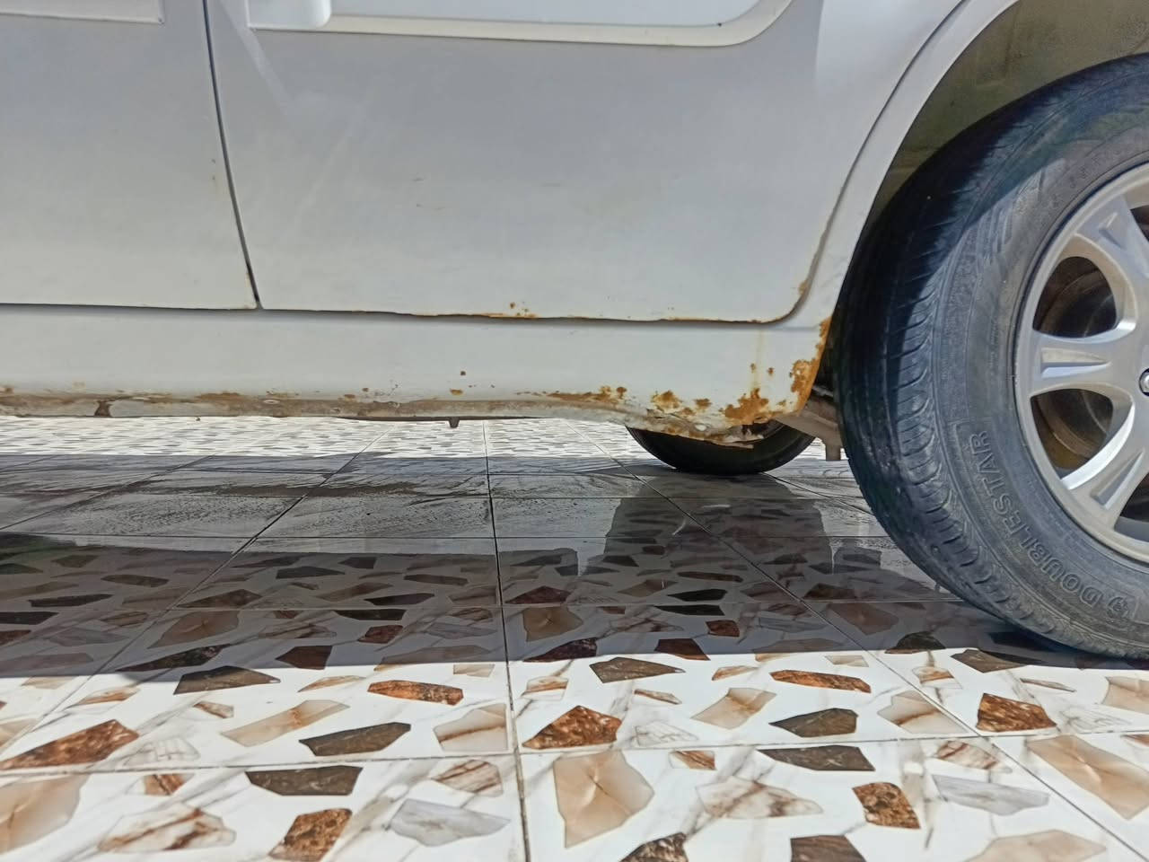 بسعر جدا مناسب بالنسبه لاخواتها بس ب 49 ورقه.
تيكو 13 كير كهربائي  رقم قادسيه سنويه 2029.
كير ومحرك خير من الله والكشر بي شويه ملاحظات مثل ما بين بالصور ومصورلك كلشي حتى لا اتعبك .
السياره جدا مناسبه وبالعافيه ع الياخذها .

التواصل خاص او على الرقم ***********
