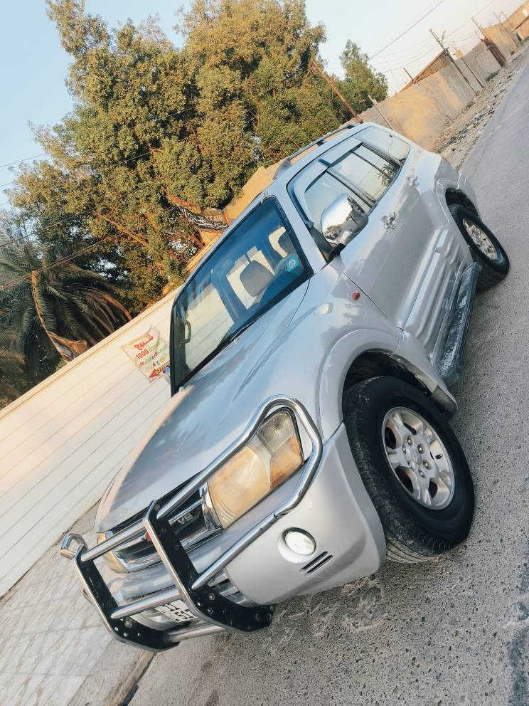السلام عليكم 
بايجيرو موديل 2003 
مواصفات واخلفي 
شاشه اندرويد  كامره خلفيه 
  كشنات كهرباء
تبريد 3قطع شغل
سياره خير من الله 
بيه صبغ حزام جانت جارده عل البلاد
كير محرك  بلادي  خير من الله صدر جديد 
 سياره ناعمه واحله من الصور 
السعر 70بيه مجال  
مكان السياره بغداد  مدينه الصدر
للاستفسار على الارقام التاليه 
 *********** بغداد, العراق
